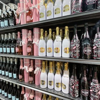 Liquorland Warehouse - bottles of alcohol on shelves - Beer, Wine & Spirits Near Me - Pooler, Georgia