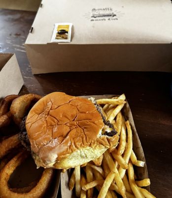 Small's Smash Club by null