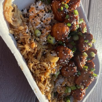 Shiso Crispy - Tampa - Vegan orange chicken dirty rice bowl - Food Trucks Near Me - Tampa, Florida Shiso Crispy - Tampa - Vegan orange chicken dirty rice bowl - Food Trucks Near Me - Tampa, Florida