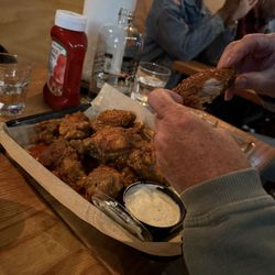 Wooden Nickel Pub - Wings