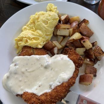 M Restaurant - Italian Near Me - Avalon, California