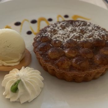 Sanford Restaurant - hazelnut pastry - New American Near Me - Milwaukee, Wisconsin Sanford Restaurant - hazelnut pastry - New American Near Me - Milwaukee, Wisconsin