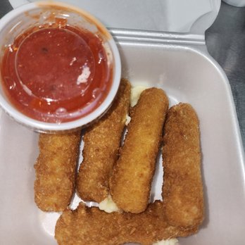 Poor Man's Burger - Some tasty cheese sticks - Burgers Near Me Poor Man's Burger - Some tasty cheese sticks - Burgers Near Me