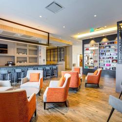 Hampton Inn and Suites Boston/Waltham - Property amenity