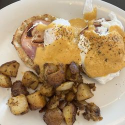 Eggs Up Grill - Classic Benny