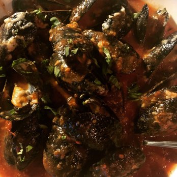 Harbor Crab - Fra Diavolo Mussels - American Near Me - Patchogue, New York