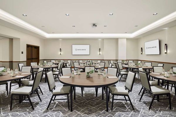 Senna House Hotel Scottsdale, Curio Collection by Hilton by null
