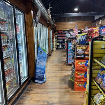 Slade's I-65 Exxon - Convenience Stores Near Me - Hope Hull, Alabama Slade's I-65 Exxon - Convenience Stores Near Me - Hope Hull, Alabama