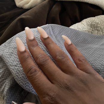 Haute Nails - Poor polishing - Nail Salons Near Me - Trenton, New Jersey