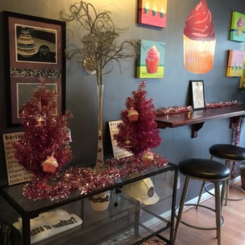 Midnite Confection's Cupcakery - Bakeries Near Me - Baltimore, Maryland
