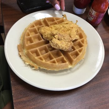 Arize Breakfast Cafe - Chicken and Waffles - Breakfast & Brunch Near Me - Atlanta, Georgia