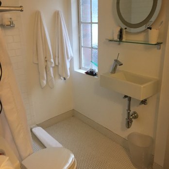 The Varden Hotel - More bathroom - Hotels Near Me - Long Beach, California The Varden Hotel - More bathroom - Hotels Near Me - Long Beach, California