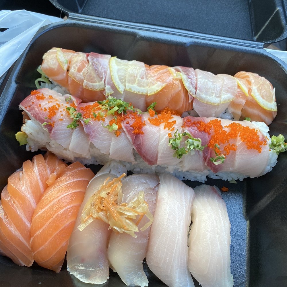 Edamami - Nigiri (salmon, albacore, yellowtail), Catalina Roll (middle), and Lemon Roll (top) - Sushi Bars Near Me - San Diego, California