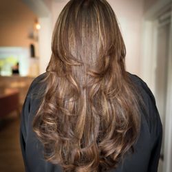 Moss & Black Salon And Spa - Dimensional Brunette Experience by Jennifer