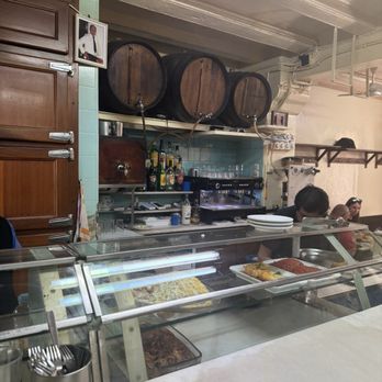 La Cova Fumada - Tapas/Small Plates Near Me - Barcelona, B La Cova Fumada - Tapas/Small Plates Near Me - Barcelona, B