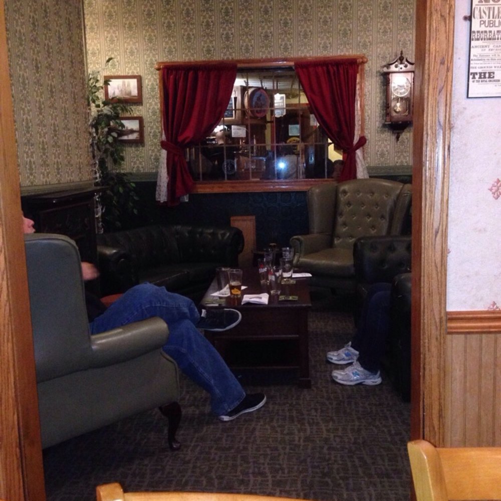 The Old Toad - So cozy! - Pubs Near Me - Rochester, New York
