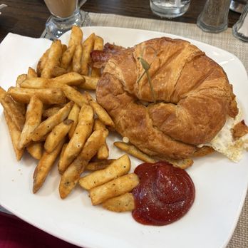 The Brunch - Croissant sunrise sandwich - Breakfast & Brunch Near Me - Williamsburg, Virginia
