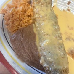 El Sombrero - Beef Chili Relleno - Yummy!
