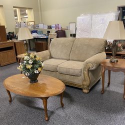 Sparrow's Nest Thrift Store 