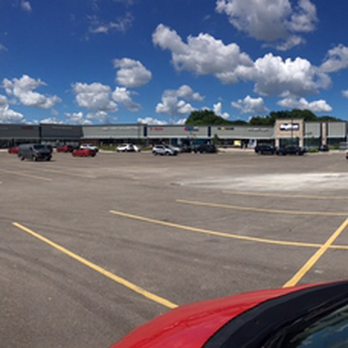 Choice Dry Cleaners - Panoramic View of the Shopping Center - Dry Cleaning Near Me - Naperville, Illinois Choice Dry Cleaners - Panoramic View of the Shopping Center - Dry Cleaning Near Me - Naperville, Illinois
