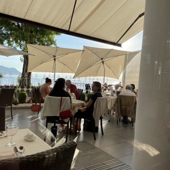 Le Palais Oriental - Outdoor seating - Persian/Iranian Near Me - Montreux, VD Le Palais Oriental - Outdoor seating - Persian/Iranian Near Me - Montreux, VD