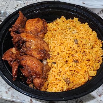 Anna's Cookin - Puerto Rican Near Me - Austintown, Ohio