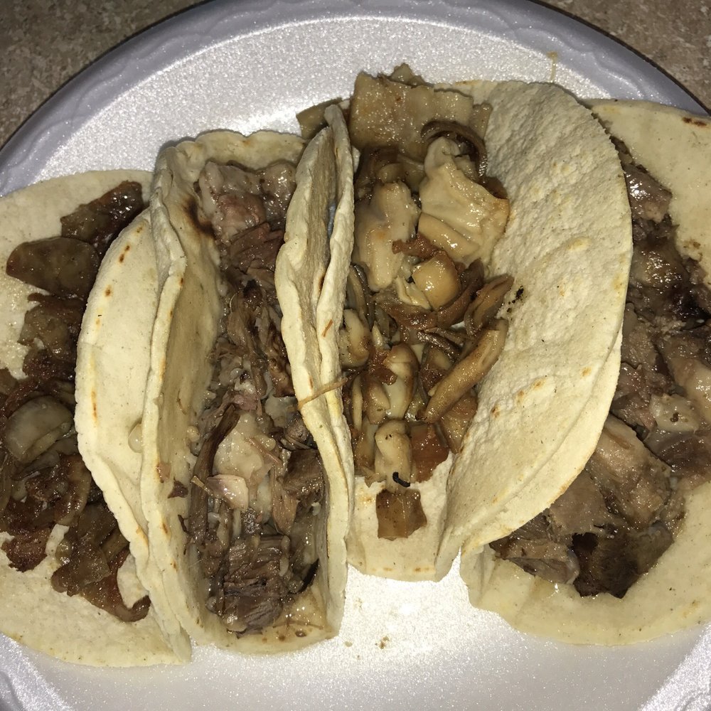 Tacos Los Carnales - Tripa, cabeza, buche, lengua - Tacos Near Me - Upland, California Tacos Los Carnales - Tripa, cabeza, buche, lengua - Tacos Near Me - Upland, California
