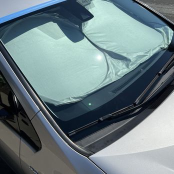 Ivan's Mobile Auto Glass Services - Windshield replacement - Auto Glass Services Near Me