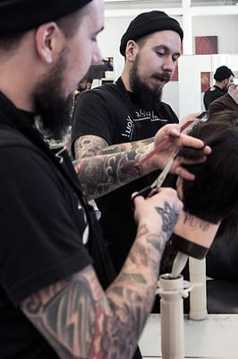 Ecole De Coiffure Internationale Ecoles D Esthetique 4755 Van Horne Avenue Montreal Qc Numero De Telephone