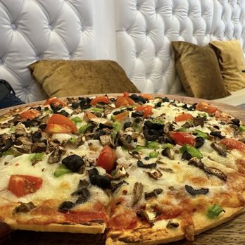 Cupcakes & Bubbles - Pizza minus the meat - Cupcakes Near Me - Tomball, Texas