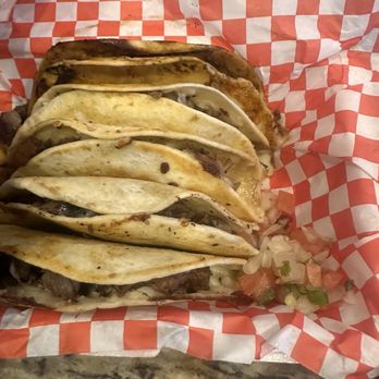 We Luv Spudz - Brisket tacos - Tacos Near Me - Pearland, Texas
