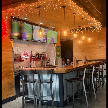 Sonny's BBQ - Bar - Barbeque Near Me - Jacksonville, Florida