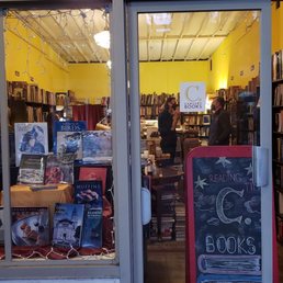 Warm lighting and warmer welcome by Judith, the proprietess.