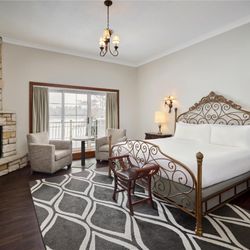 Christie’s Mill Inn and Spa - Signature King Room