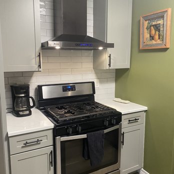 Linn's Prestige Kitchens & Baths - a clean kitchen - Appliances Near Me - Fort Walton Beach, Florida Linn's Prestige Kitchens & Baths - a clean kitchen - Appliances Near Me - Fort Walton Beach, Florida