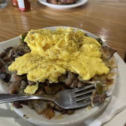 Tasty Waffle - Steak skillet with jalapeno. Look how small the steak is cut up