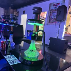 Music, Staff, service and hookah all amazing!