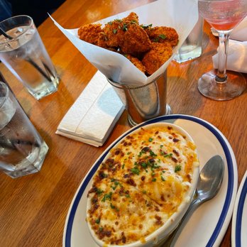 Hudson House - That mac and cheese is delicious - American Near Me - Dallas, Texas