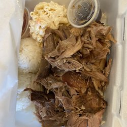 Moana's Island Kitchen - Kalua pork lunch plate