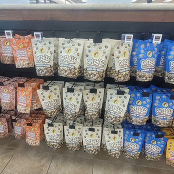 Buc-ee's - Snack rack - Gas Stations Near Me - Robertsdale, Alabama