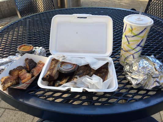 Larry J's BBQ Cafe by null