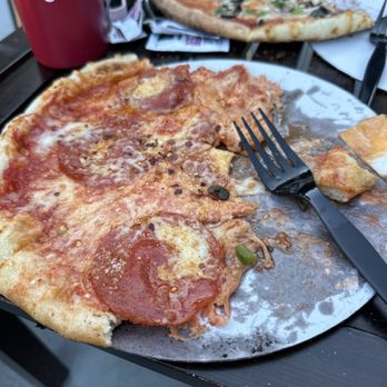 7 Seas Brewing - Soggy and Greasy! - Breweries Near Me - Gig Harbor, Washington