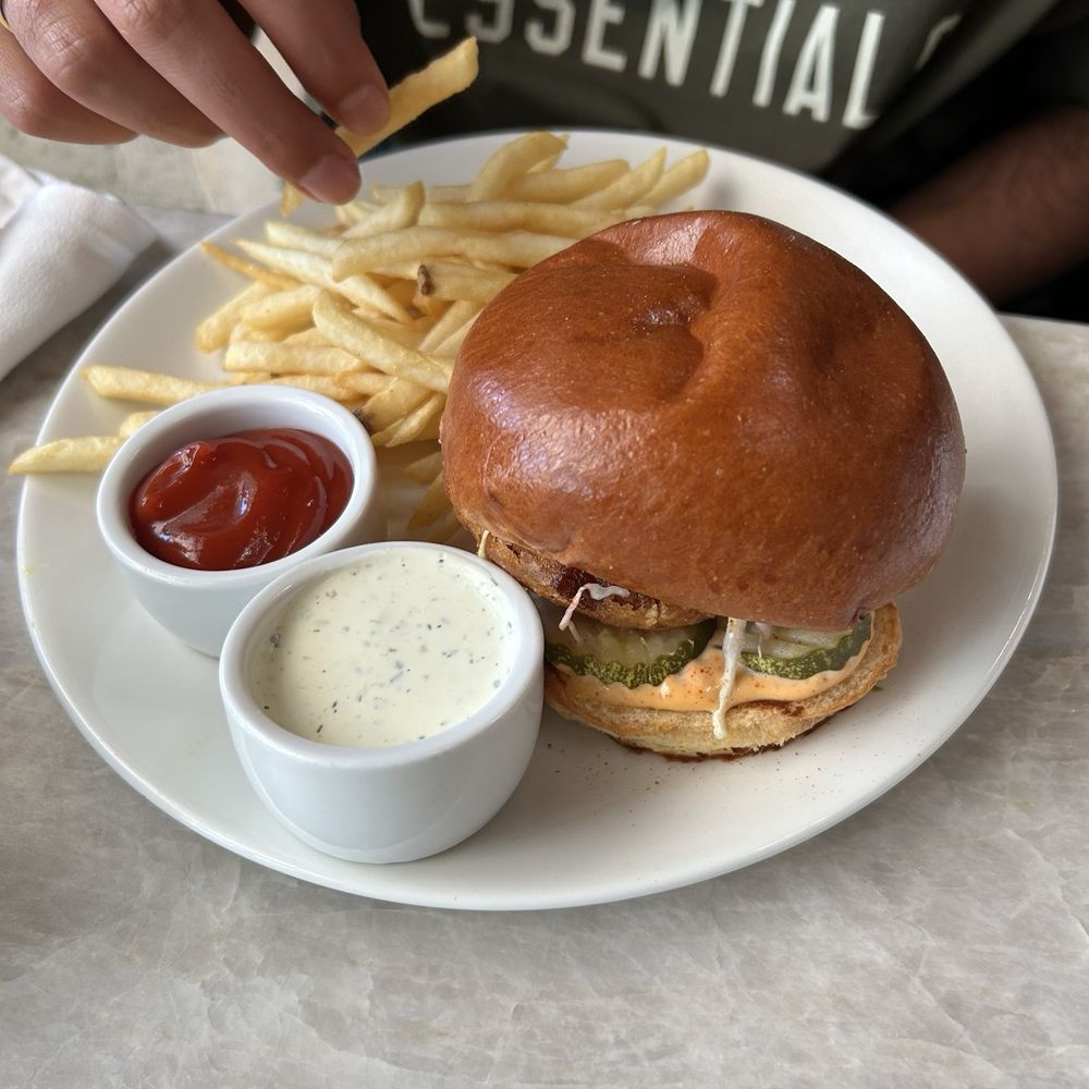 Great White - Chicken burger - New American Near Me - Los Angeles, California Great White - Chicken burger - New American Near Me - Los Angeles, California