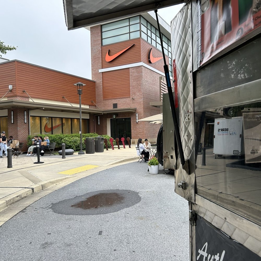 Churros Inc - Location of Food truck near Nike store - Food Trucks Near Me - Boyds, Maryland Churros Inc - Location of Food truck near Nike store - Food Trucks Near Me - Boyds, Maryland