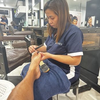David's Salon - Me! - Skin Care Near Me - Makati, NCR David's Salon - Me! - Skin Care Near Me - Makati, NCR