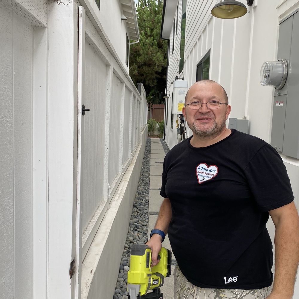 Adam Ray Handyman - Adam helping me fix the trim - Handyman Near Me - Hawthorne, California Adam Ray Handyman - Adam helping me fix the trim - Handyman Near Me - Hawthorne, California