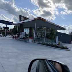 Andy's Frozen Custard - Exteriors