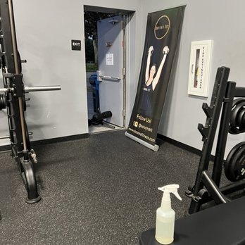Sonoma Fit Novato - Members using backdoor to let non members friends in and left open. - Gyms Near Me - Novato, California Sonoma Fit Novato - Members using backdoor to let non members friends in and left open. - Gyms Near Me - Novato, California