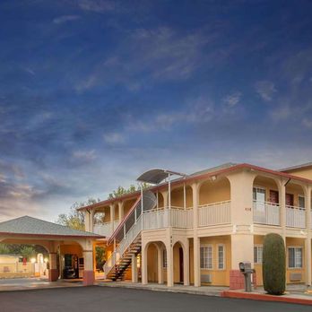 Super 8 by Wyndham Upper Lake - Exterior - Hotels Near Me - Upper Lake, California Super 8 by Wyndham Upper Lake - Exterior - Hotels Near Me - Upper Lake, California