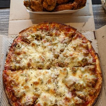Joe's Place - Pizza and hot wings - Pizza Near Me - Marengo, Illinois Joe's Place - Pizza and hot wings - Pizza Near Me - Marengo, Illinois